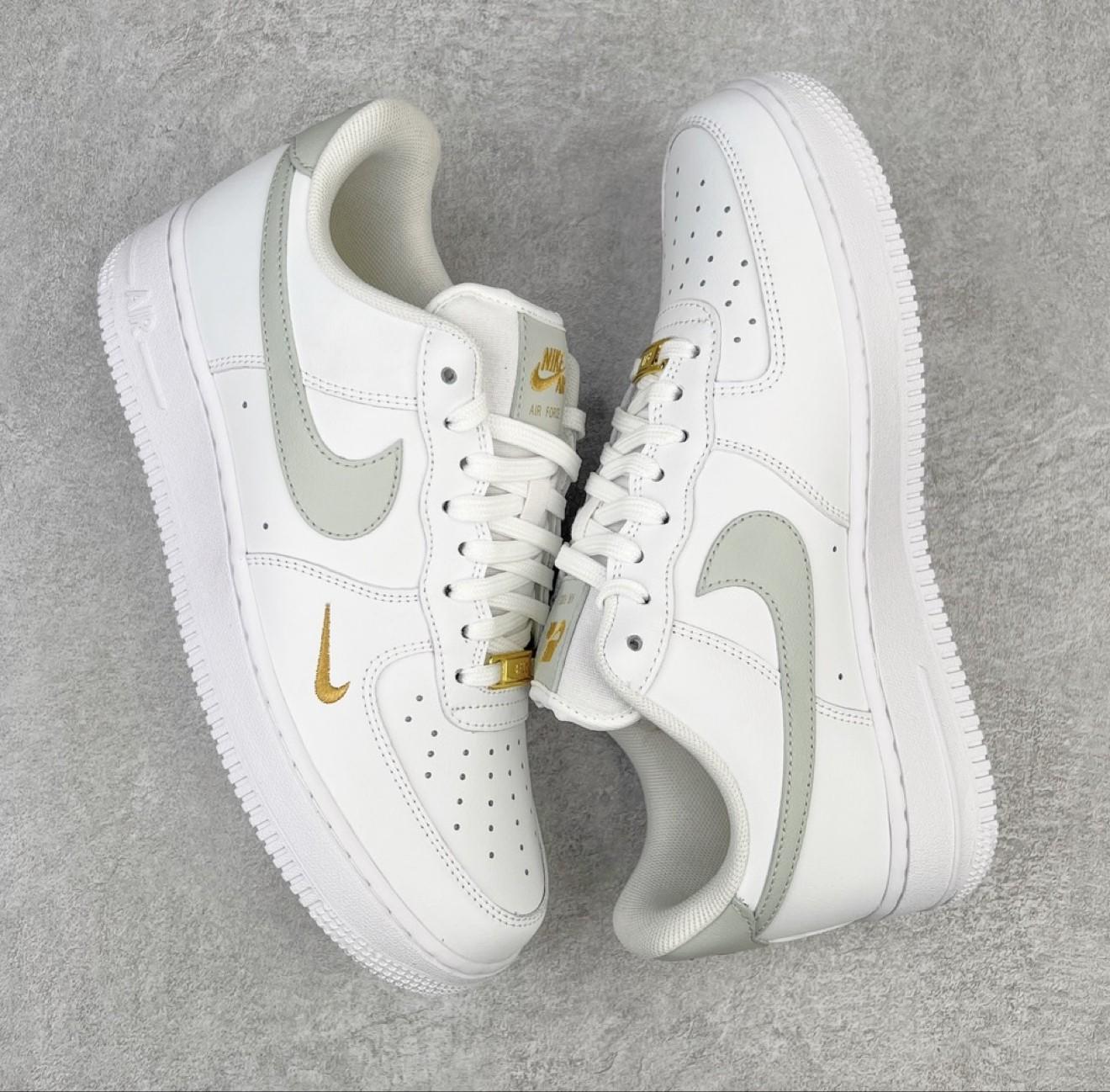 双勾叠buff!这双Air Force 1把「简约高级感」焊在鞋上